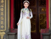 Hoa hậu Nguyễn Kim Nhung diện áo dài trang nhã vẫn vô cùng gợi cảm