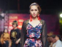 Siêu mẫu Lê Thu An đắt show thời trang sau giải thưởng quốc tế
