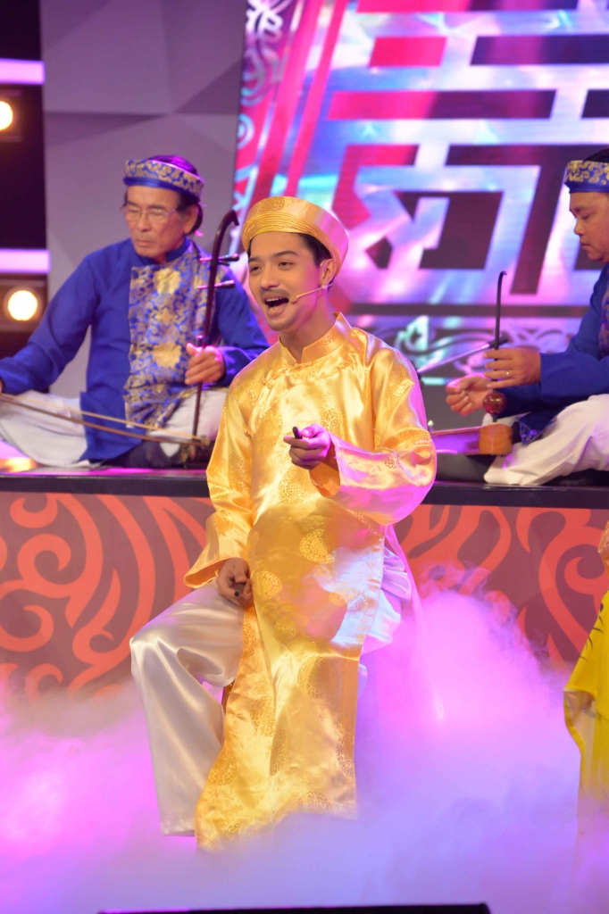 hoc hat chau van hue trong vong 1 thang nam sinh vien truong cong nghe gianh chien thang