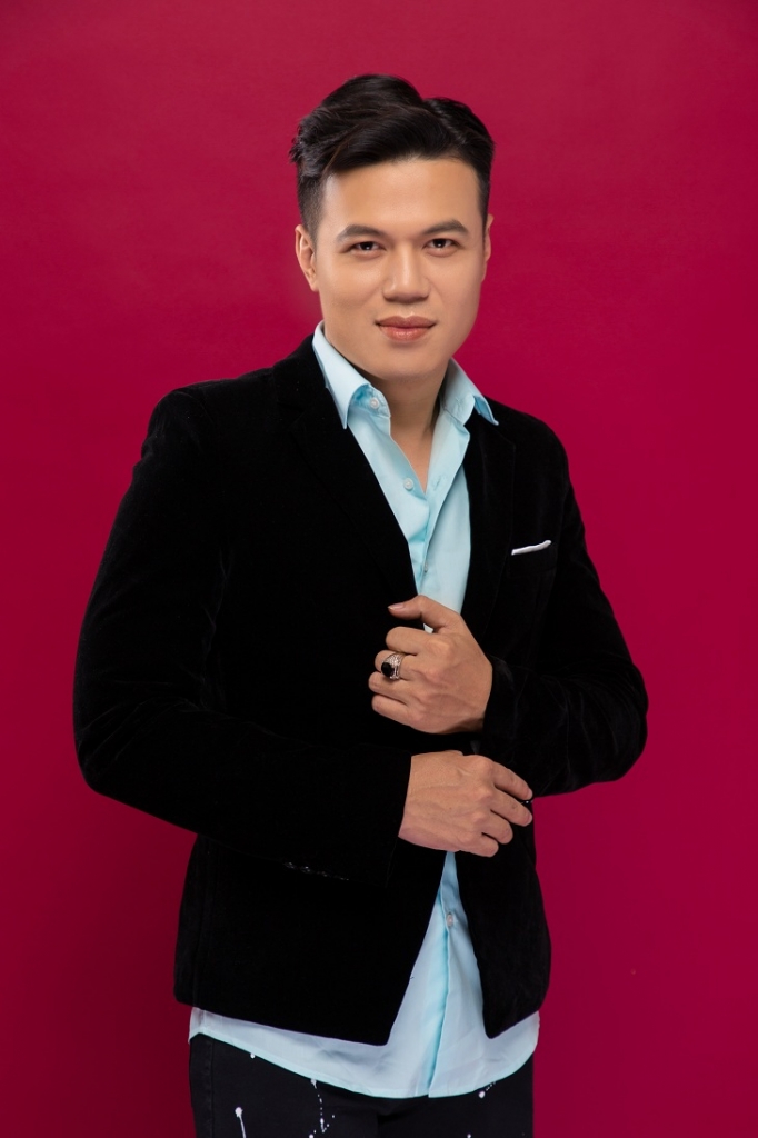 dinh dai vu tung bo anh mung ca khuc nhu gio voi may dat 50 trieu luot nghe