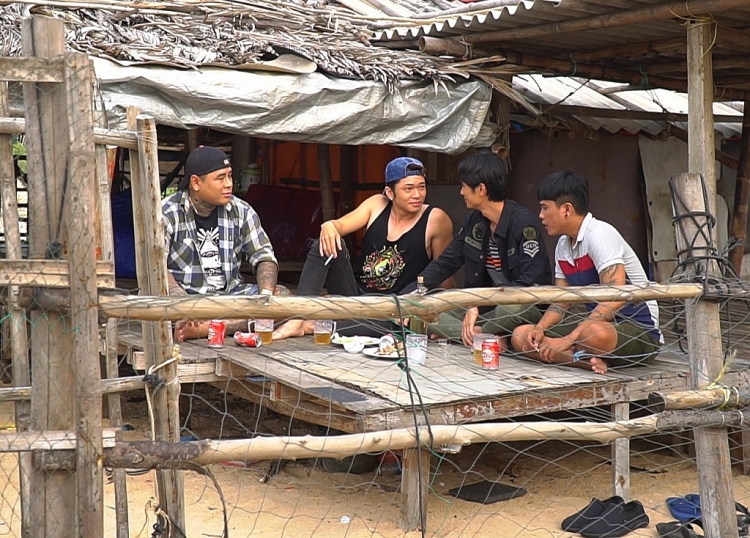 phi phung tim du moi cach de cua do hoang son trong cai tet cua thang kho 2