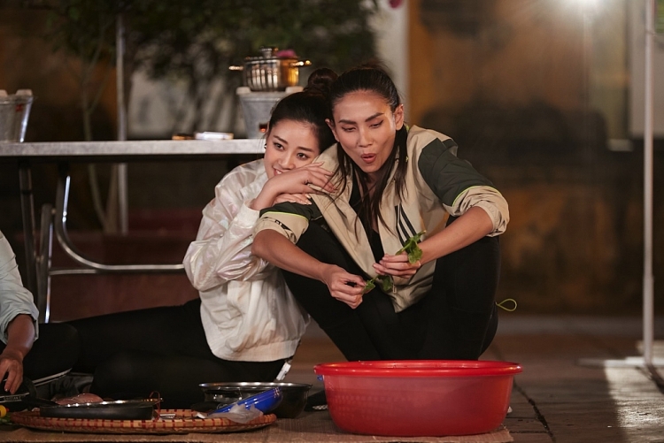 'Đi Việt Nam đi – Vietnam why not': Hương Ly 'sượng trân' bị Ngọc Diễm công kích, chê bai món ăn