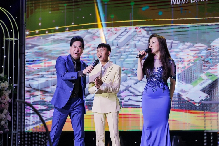 Hồ Văn Cường chính thức trở lại sân khấu, song ca cùng danh ca Ngọc Sơn