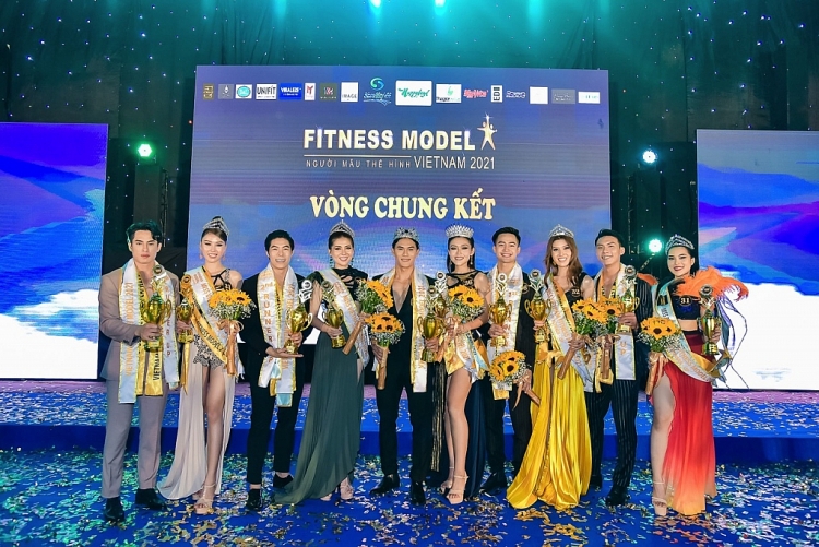 Hữu Anh – Thanh Nhi đăng quang 'Vietnam Fitness Model 2021'