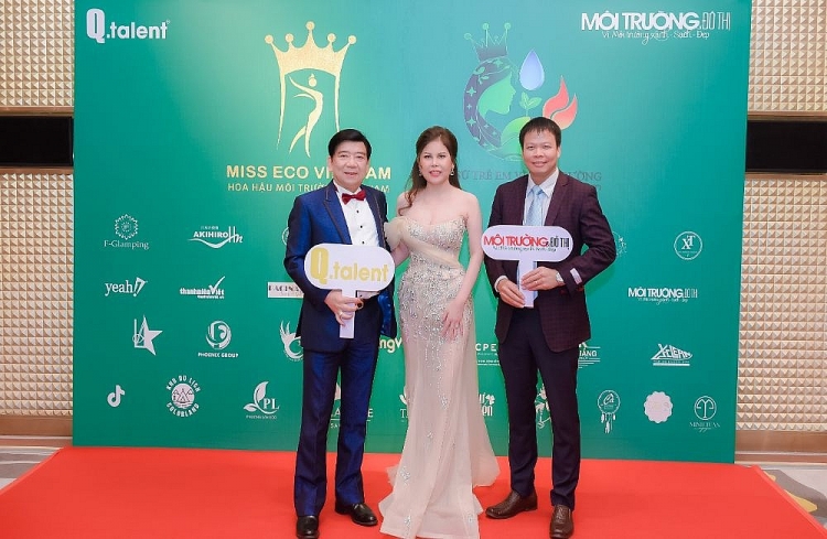 Hoa hậu Đặng Thu Thảo, Nhật Kim Anh, 'ngồi ghế nóng' 'Hoa hậu môi trường Việt Nam'