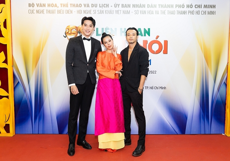 Trở về với chính kịch, Nam Thư nhận giải thưởng danh giá trong sự nghiệp diễn xuất