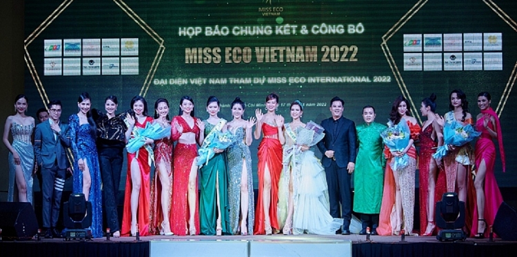 H Cúc ÊBan đại diện Việt Nam thi 'Miss Eco International 2022' tại Ai Cập