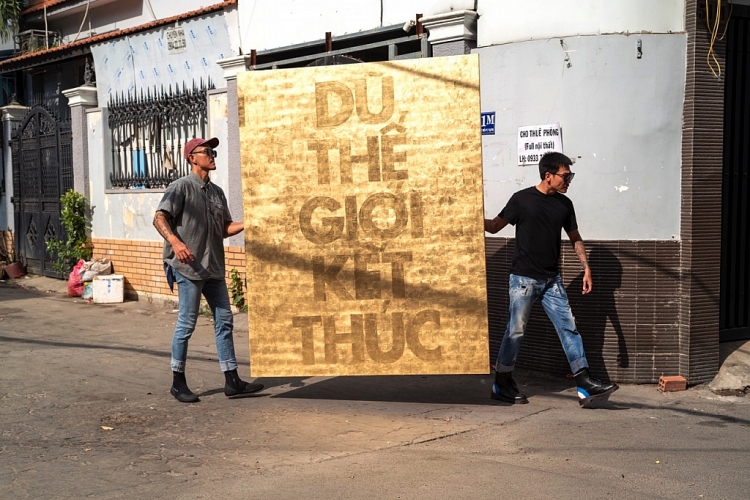 Wowy bất ngờ khi tác phẩm nghệ thuật đương đại của mình được Thái Công dành lời khen ngợi