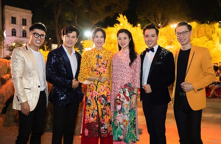 Bữa tiệc âm nhạc đặc biệt 'MC Show' quy tụ 30 nghệ sĩ nổi tiếng Việt Nam