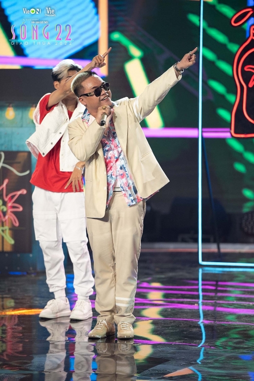 Sau khi giành giải Quán quân 'Rap Việt' mùa 2, Seachains tiếp tục công phá 'Sóng 22'