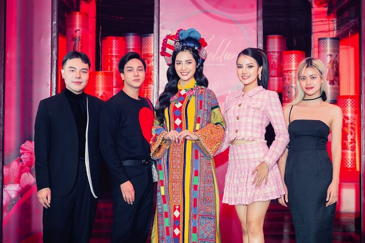 Hương Ly lần đầu diễn vedette sau đăng ngôi vị Á hậu 'Miss Tourism World 2022'