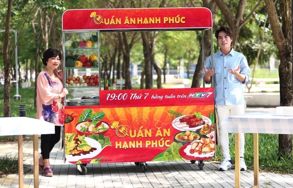 'Quán ăn hạnh phúc' đổi format mới, nghệ sĩ Phi Phụng và Võ Tấn Phát trở thành chủ quán ăn