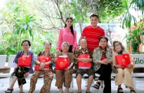 Lý Hùng, Đoan Trường cùng đồng nghiệp thăm các nghệ sĩ neo đơn và trẻ mồ côi dịp Tết