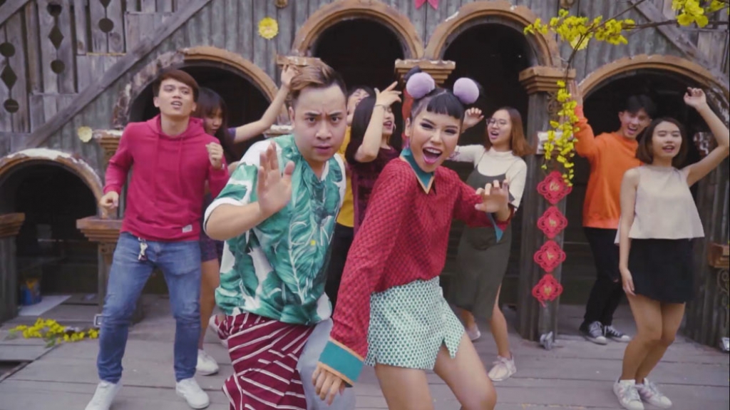 Trương Thảo Nhi tung MV ‘Tết còn ở đó hông ta’ mang đậm không khí Tết truong thao nhi tung mv tet con o do hong ta mang dam khong khi tet
