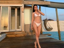 Hoa hậu Huỳnh Vy khoe 3 vòng nóng bỏng tại đảo quốc xinh đẹp Maldives