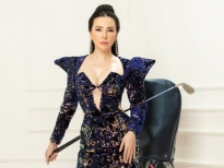 Hoa hậu Châu Ngọc Bích 'cầm cân nảy mực' tại Nữ hoàng Golf Việt Nam 2020