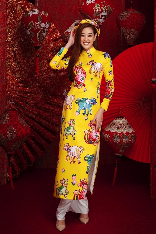 Người đẹp 'Hoa hậu hoàn vũ Việt Nam' rạng ngời trong bộ ảnh Tết Tân Sửu 2021