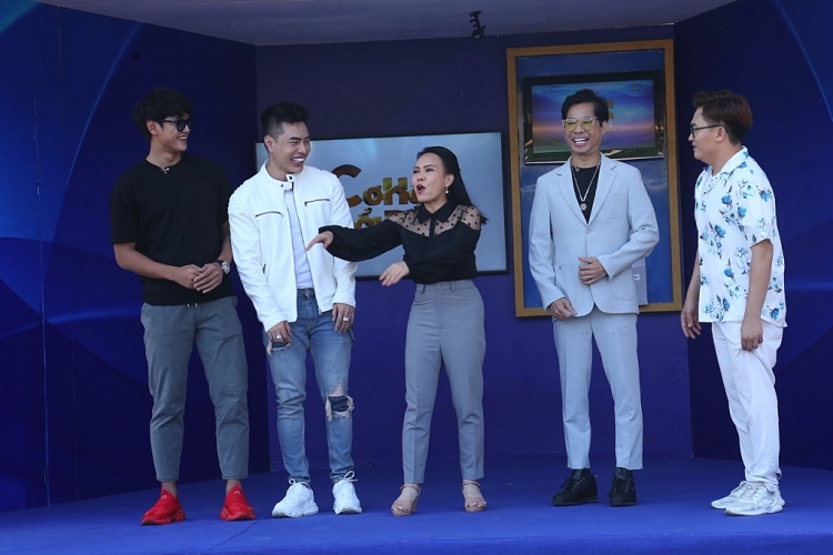 Ca sĩ Ngọc Sơn sẵn sàng từ bỏ gia tài, sự nghiệp để cứu mẹ