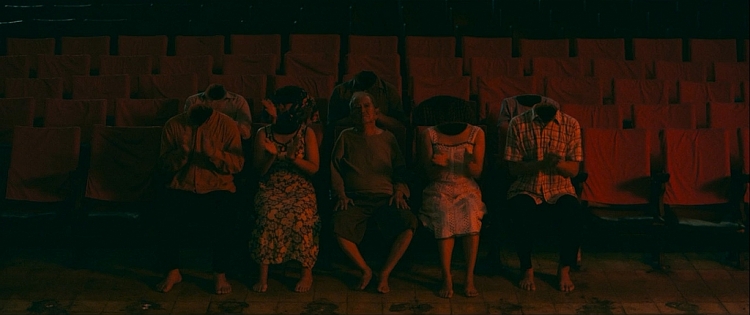 'Chuyện ma gần nhà' - Phim kinh dị nặng đô nhất màn ảnh Việt khai xuân bằng loạt cảnh ghê rợn tột độ