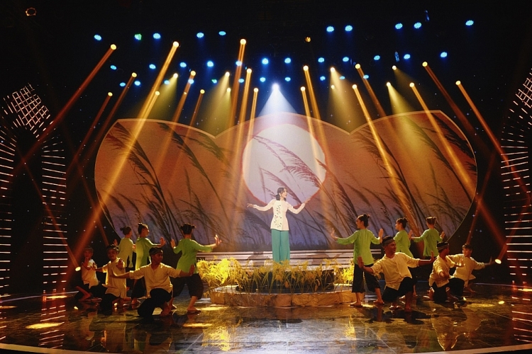 'Đánh thức đam mê': Diễn viên Minh Luân khiến dàn giám khảo 'nhói tim'