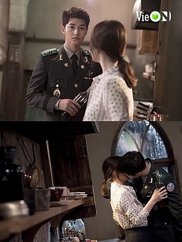 Tan chảy với 6 nụ hôn màn ảnh Hàn: 'Thư ký Kim sao thế?' hút 333 triệu view, 'Hậu duệ mặt trời' trở thành huyền thoại