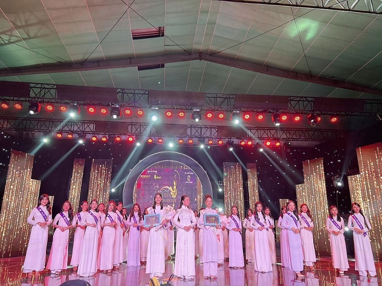 Ngô Ngọc Gia Hân xuất sắc đăng quang 'Miss Teen International Vietnam 2021'