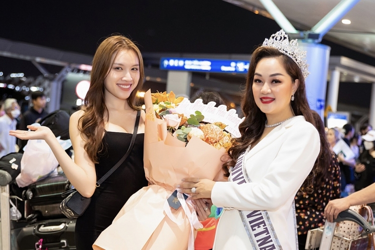 Thanh Thanh Huyền tiễn Hoa hậu Thanh Nga đi thi 'Mrs Universe 2023'