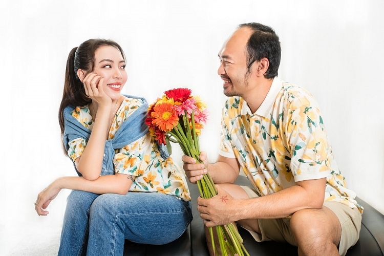 Thu Trang nói gì khi tái hợp với Thái Hòa ở 'Chuyện xóm tui: Con Nhót mót chồng'?