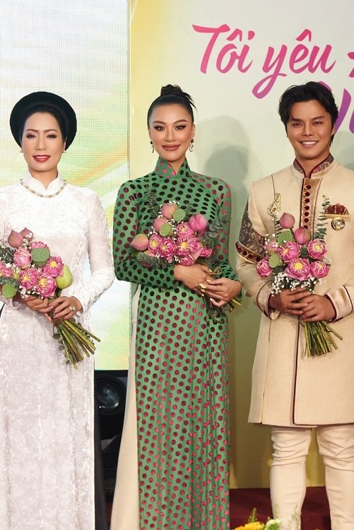 Á hậu Kim Duyên tiếp tục giữ vai trò đại sứ 'Lễ hội áo dài Thành phố Hồ Chí Minh' lần thứ 9