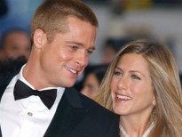 Brad Pitt nhắn tin cho Jennifer Aniston sau khi chia tay Jolie