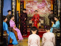'Bí mật Trường Sanh cung': Mai Bảo Ngọc đứng ngoài âm thầm nhìn Cao Thái Hà, Vy Vân, Tata Thụy Anh ‘khẩu chiến’