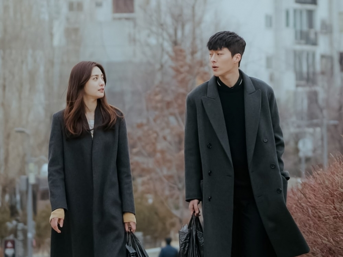 3 lý do khiến khán giả mong chờ phim mới của Nana và Jang Ki Yong trong 'Truy sát'