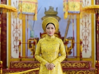 Á hậu Trang Thảo 'mô phỏng' Hoàng hậu Nam Phương với áo dài xưa