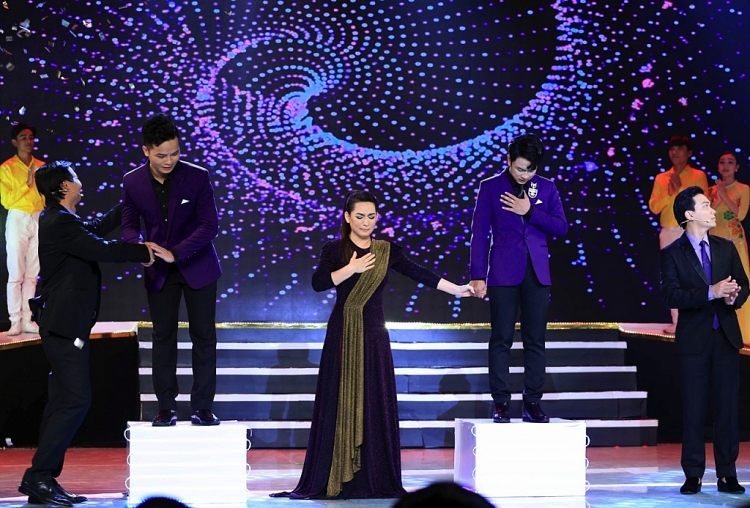 ngoc phung gianh giai quan quan solo cung bolero mua 6