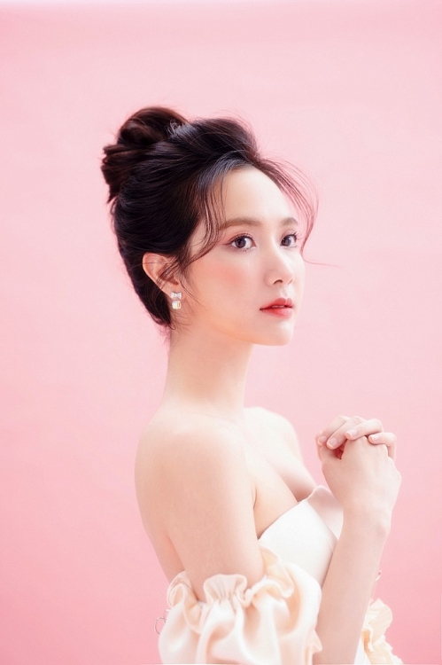 Jang Mi hé lộ hậu trường 'lầy lội' của MV cổ trang tiền tỷ