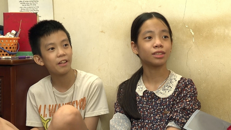 'Gõ cửa thăm nhà': Gặp lại Nguyễn Đức sau hơn 30 năm tách cặp song sinh
