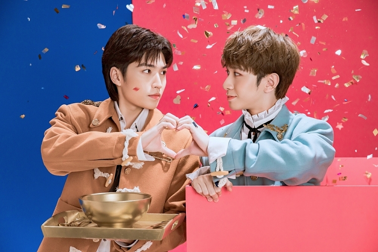 Đỗ Hoàng Dương và Cody đưa chuyện 'tình yêu mùa dịch' siêu ngọt ngào vào MV mới