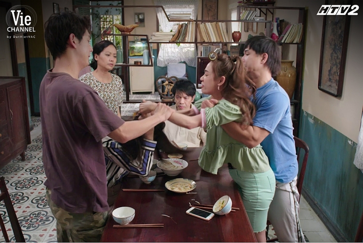 'Cây táo nở hoa': Thái Hòa – Hồng Ánh lần đầu kết hợp trong phim truyền hình lấy hết nước mắt khán giả
