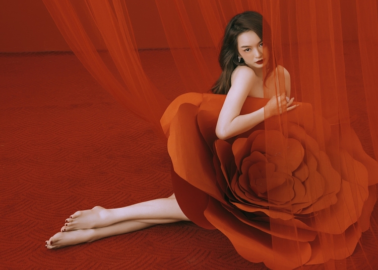 Kaity Nguyễn ngày càng quyến rũ khiến bao người ghen tỵ