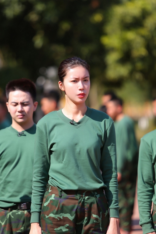 Bí quyết giúp Minh Tú đạt chuẩn thể lực tại 'Sao nhập ngũ 2022'