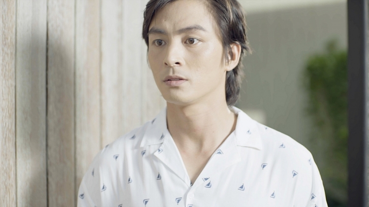 Băng Di gợi cảm bên Trương Thanh Long trong phim 'Người tình muôn mặt'