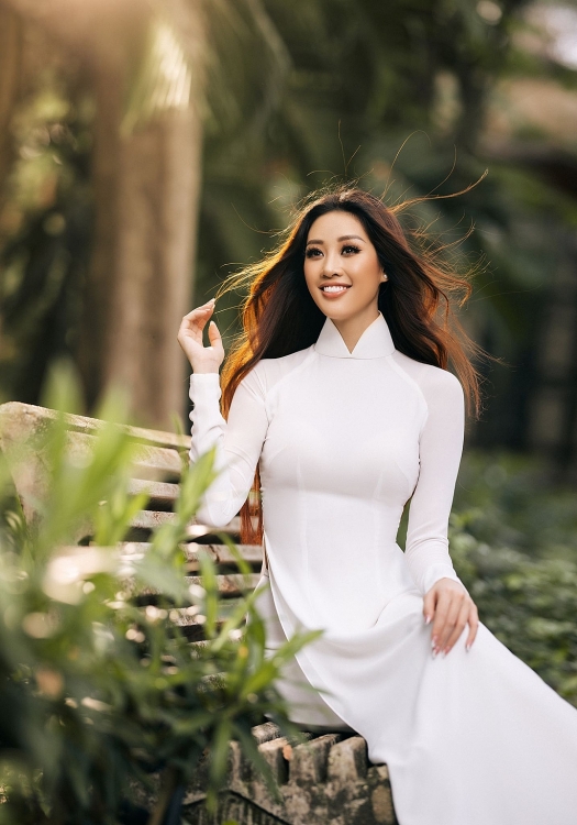 Hoa hậu Khánh Vân nhẹ nhàng bên áo dài trước thềm sơ khảo 'Hoa hậu hoàn vũ Việt Nam 2022'