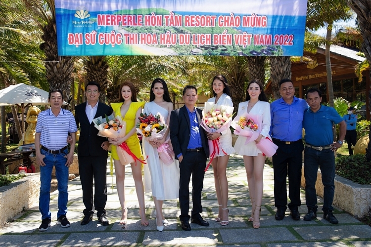 Hoa hậu Huỳnh Thúy Anh trở thành đại sứ 'Hoa hậu du lịch biển Việt Nam 2022'