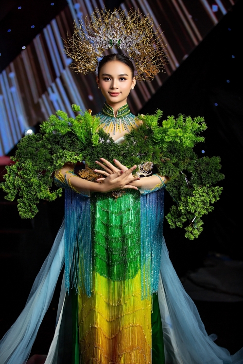 Đưa văn hóa Việt vào trang phục dân tộc, top 12 'MIQVN2023 – Đại sứ hoàn mỹ' trình diễn lôi cuốn và mãn nhãn