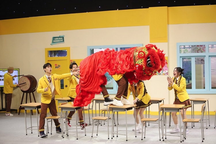 'Lớp học hoàn mỹ': Cười ná thở với màn battle vũ đạo cực 'gắt' của Lục Huy, Min.T