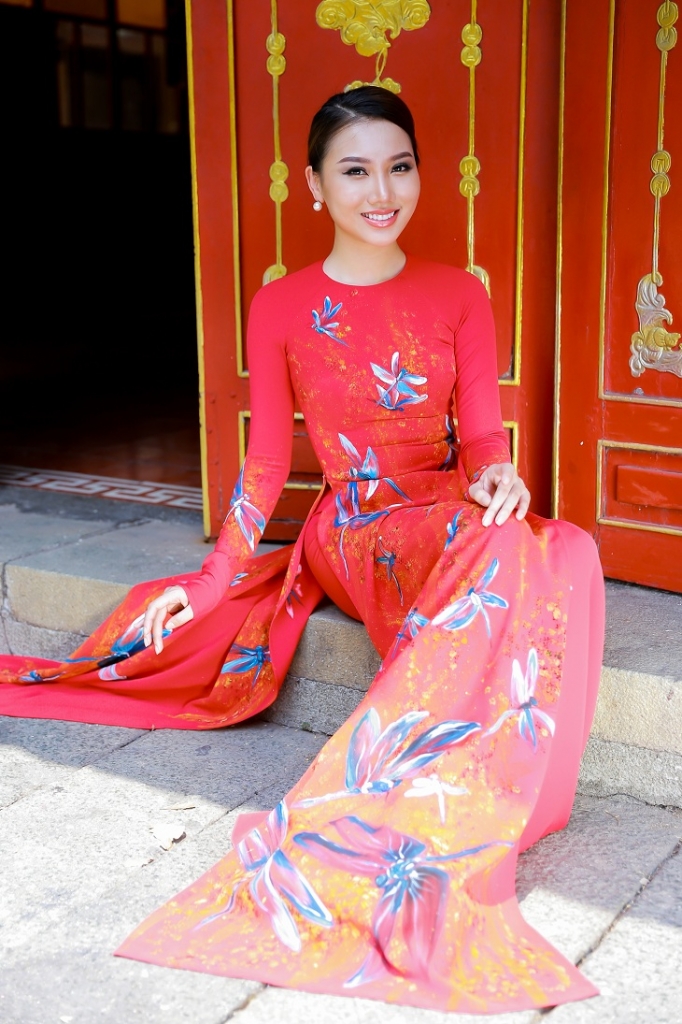 hoang thu thao mang tinh yeu ao dai den voi hoa hau dai su du lich the gioi