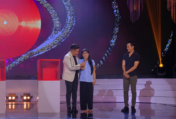 dong canh ngo mo coi cha phi nhung nghen ngao chia se cung gia linh