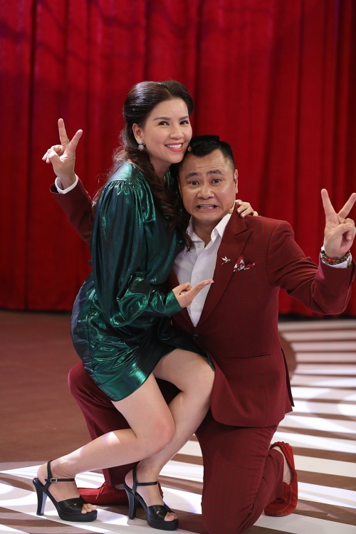 'Ký ức vui vẻ': Ca sĩ Thanh Thảo khiến dàn nghệ sĩ và khán giả đứng ngồi không yên