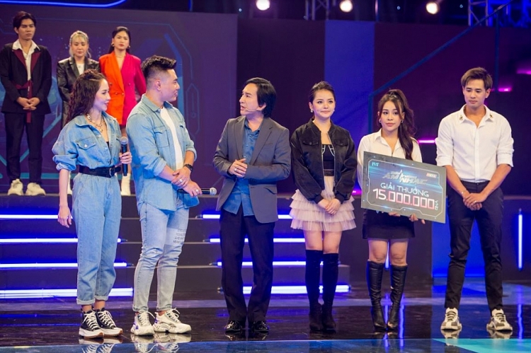 'Đấu trường âm nhạc': Khải Đăng mang chiến thắng chung cuộc cho đội Kim Tử Long