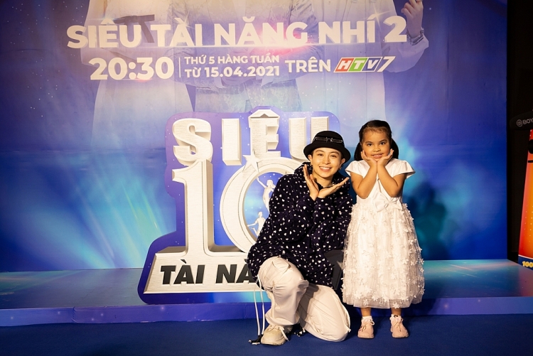 'Siêu tài năng nhí': Trấn Thành, Hari Won ngả mũ bái phục siêu nhí 5 tuổi tính nhẩm nhanh như chớp